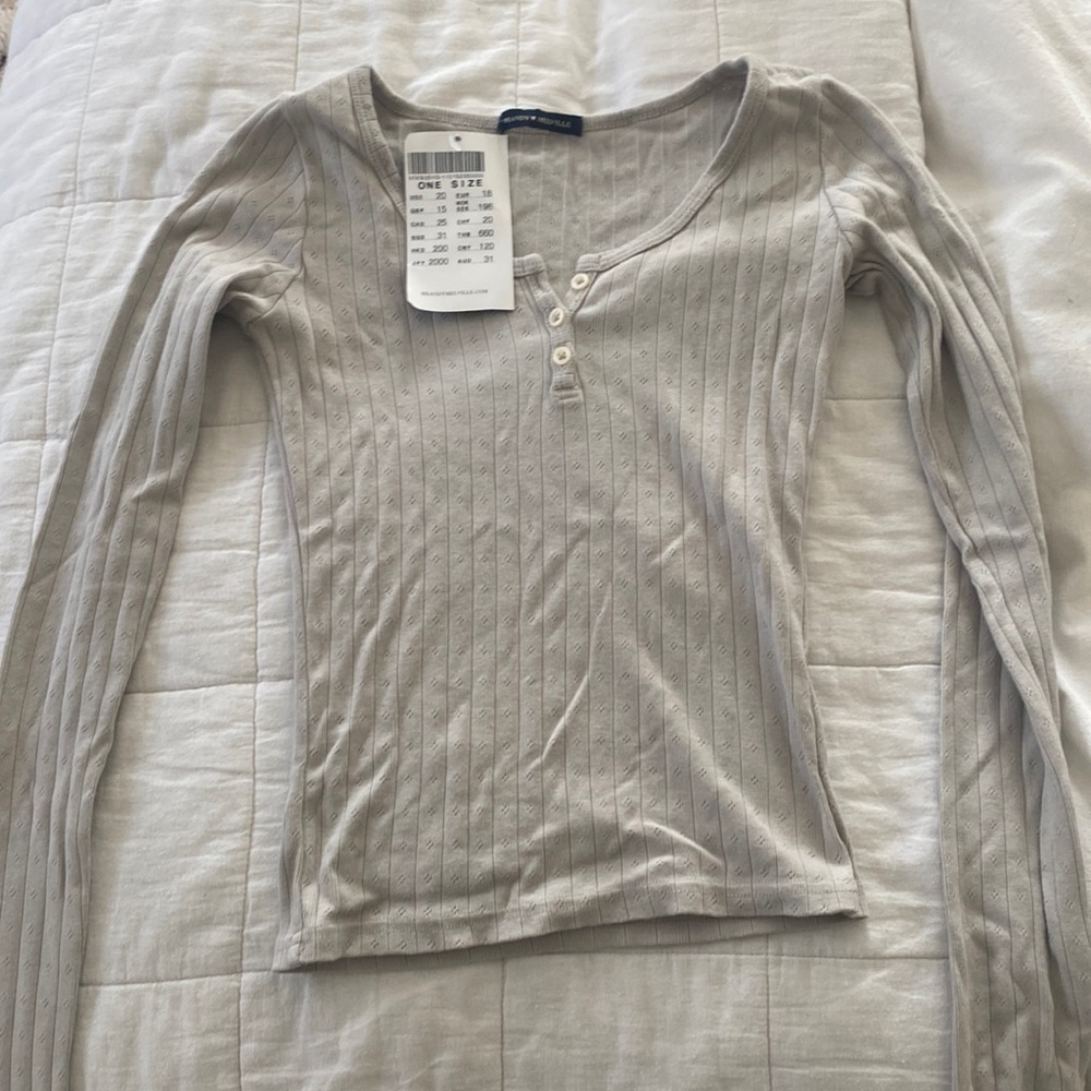 Brandy Melville Shirt